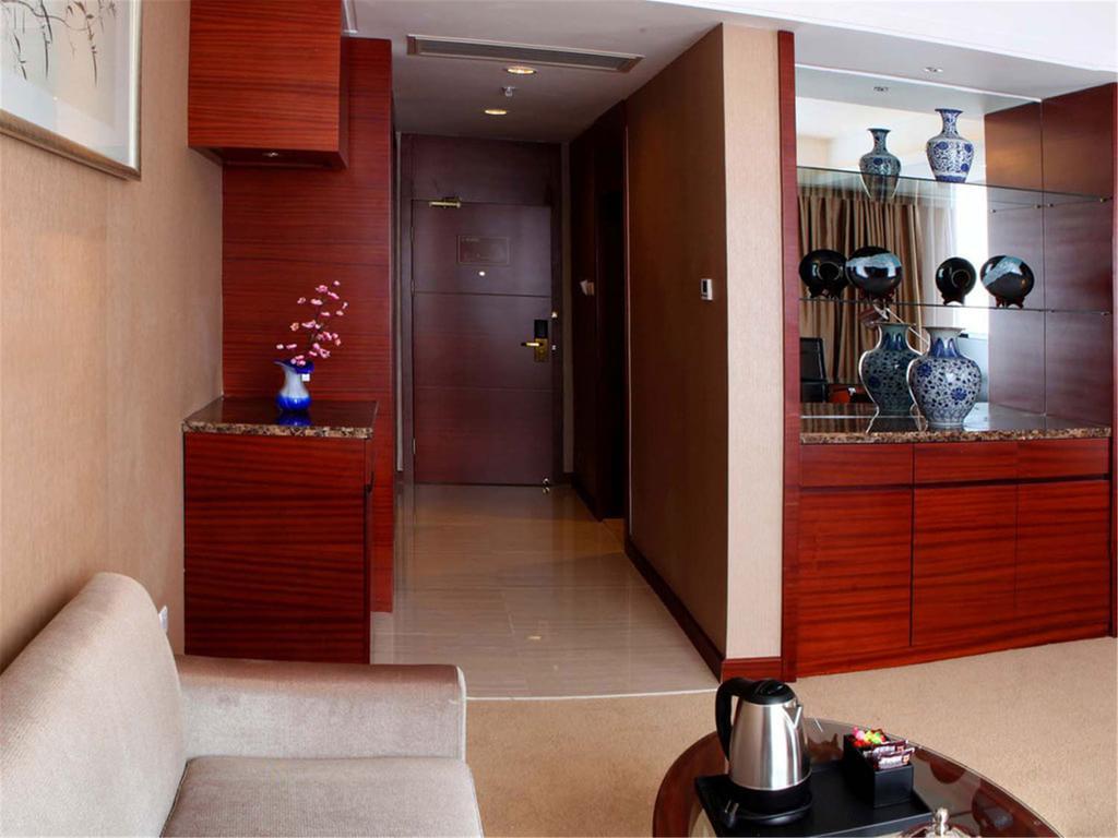 Dalian Furong International Hotel Bagian luar foto
