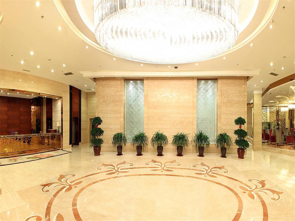Dalian Furong International Hotel Bagian luar foto