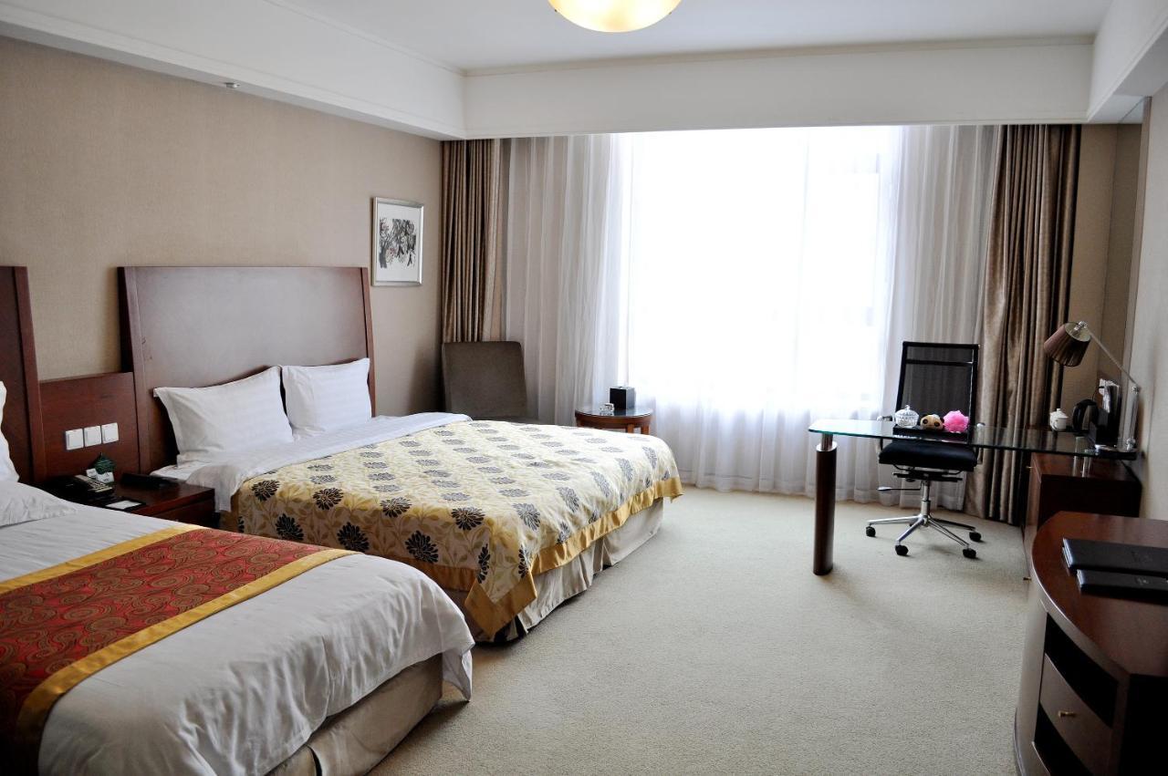 Dalian Furong International Hotel Bagian luar foto