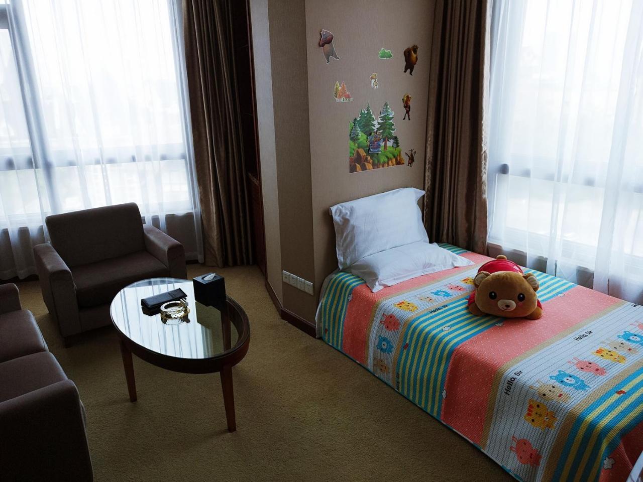 Dalian Furong International Hotel Bagian luar foto