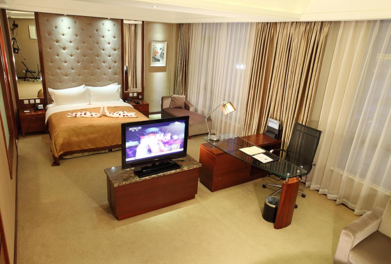 Dalian Furong International Hotel Bagian luar foto